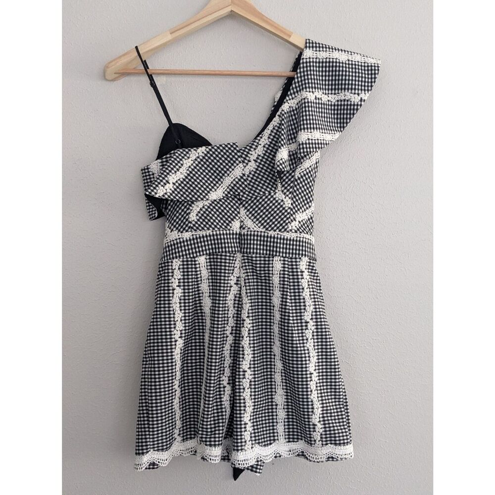 NWT Anthropologie Adelyn Rae Gingham Romper Small S One Shoulder Black White New - Picture 3 of 11